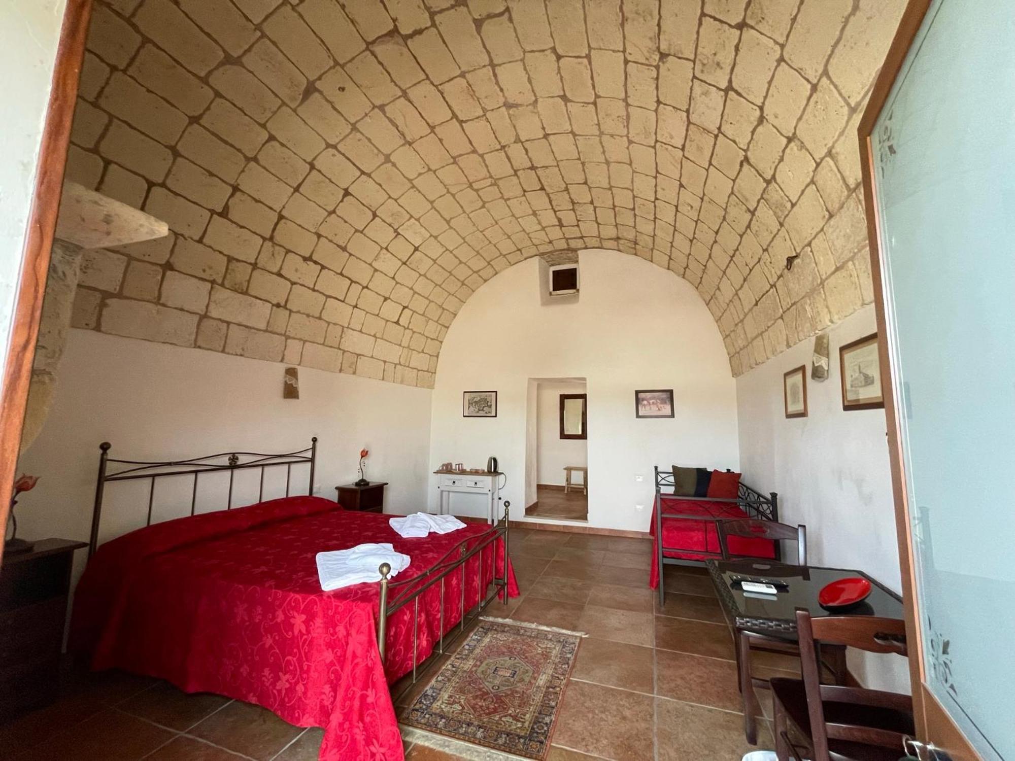 Agriturismo Masseria Saittole Carpignano Salentino Luaran gambar