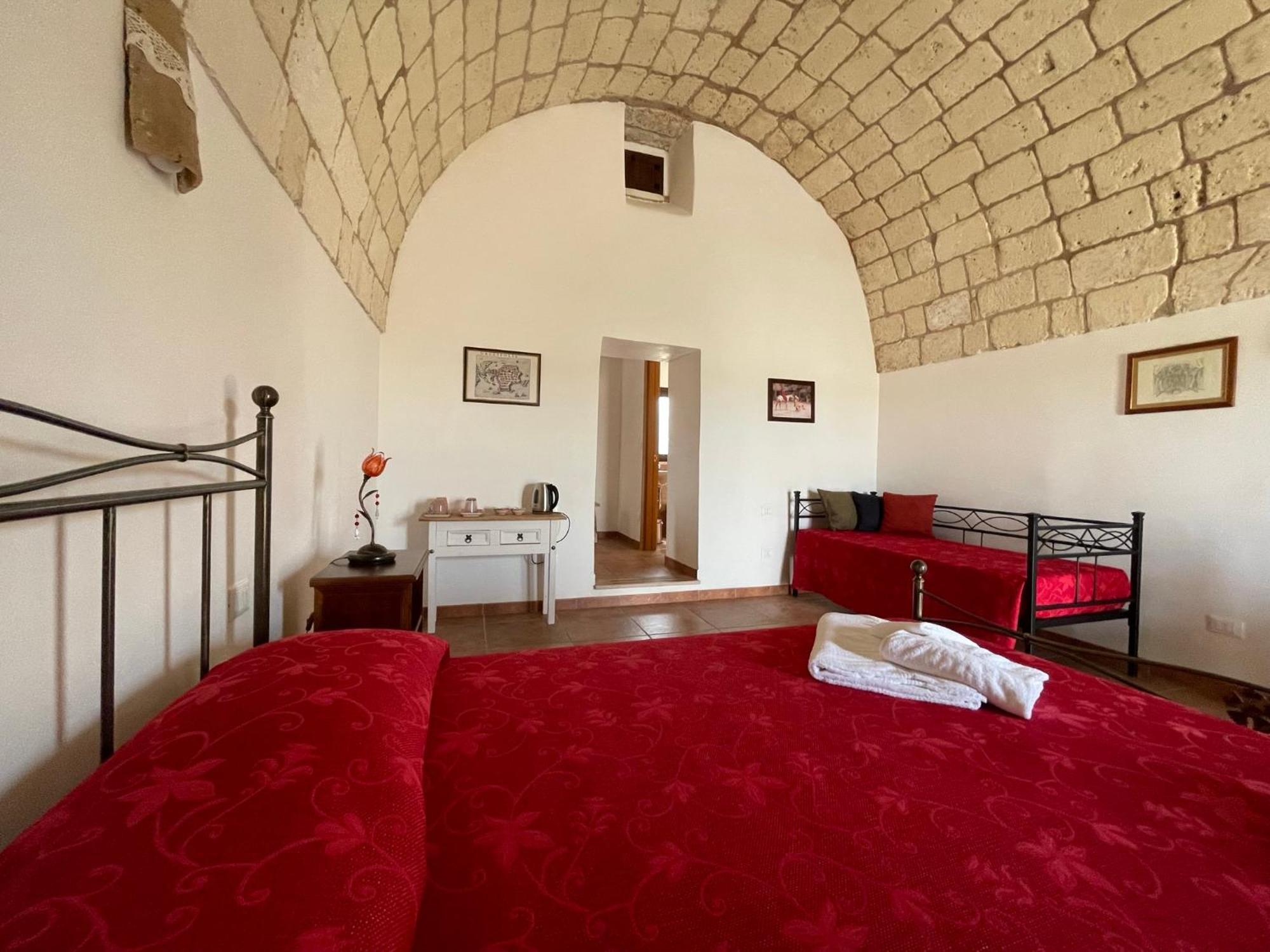 Agriturismo Masseria Saittole Carpignano Salentino Luaran gambar